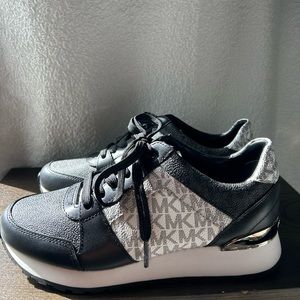Authentic Michael Kors sneakers